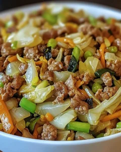 Plat de Bœuf Haché et Chou à la Chinoise sauté à la poêle